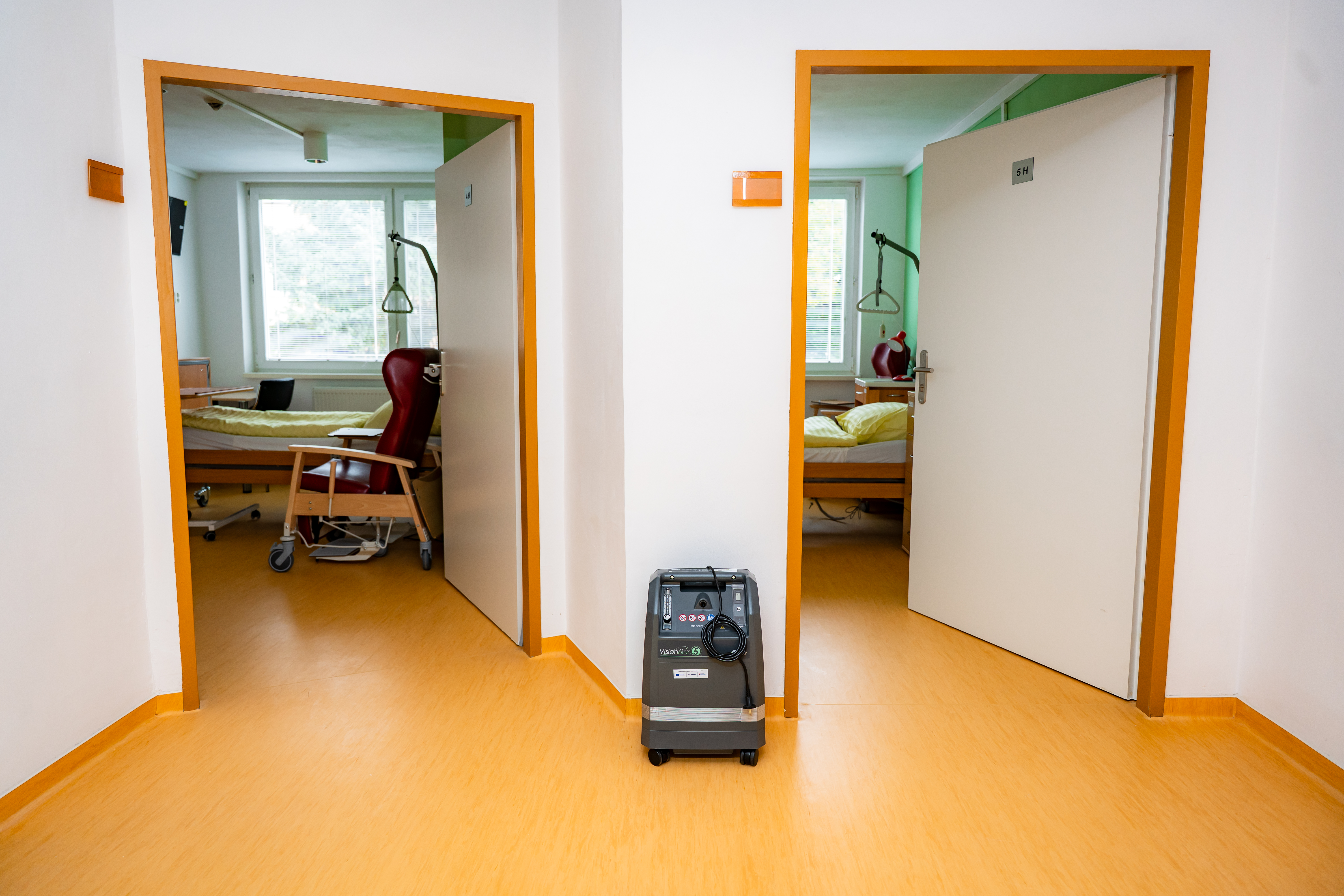 Slavnostne otvorenie  - Hospic sv. archanjela Michala-70